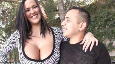 Latina horny slut Carmella Bing mind-blowing xxx video on badgirlnextdoor.com