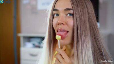 Teen babe can't decide what she likes more - a cumshot or a lollipop on badgirlnextdoor.com